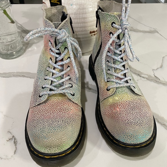 Dr Martens 1460 Pascal Youth Rainbow Iridescent Boots size 2 - Picture 3 of 11